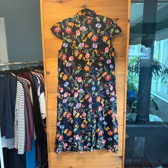 Black Floral Print Dress Cap Sleeve and Ruffled Hem. - Picture 10 of 12